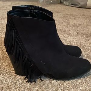 Black fringe booties